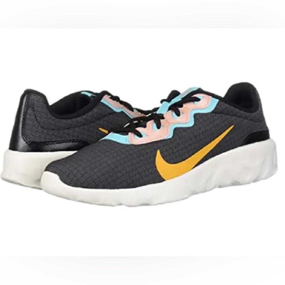 NWT Nike Air Womens Size 9.5